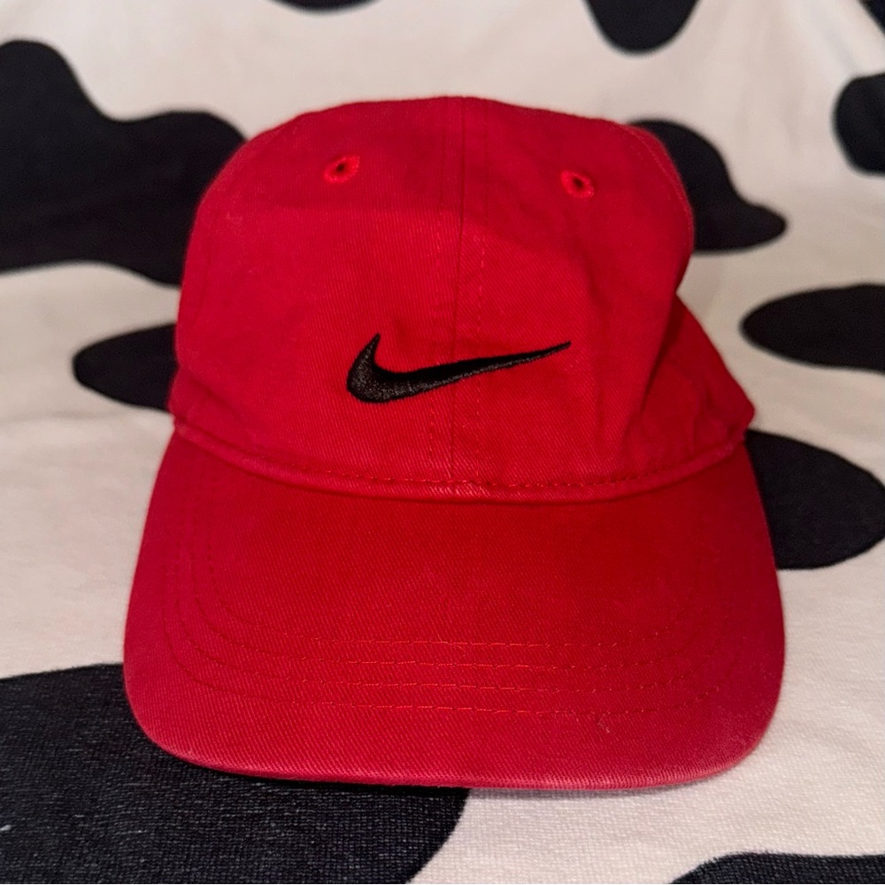 Nike Boy’s Red Baseball hat